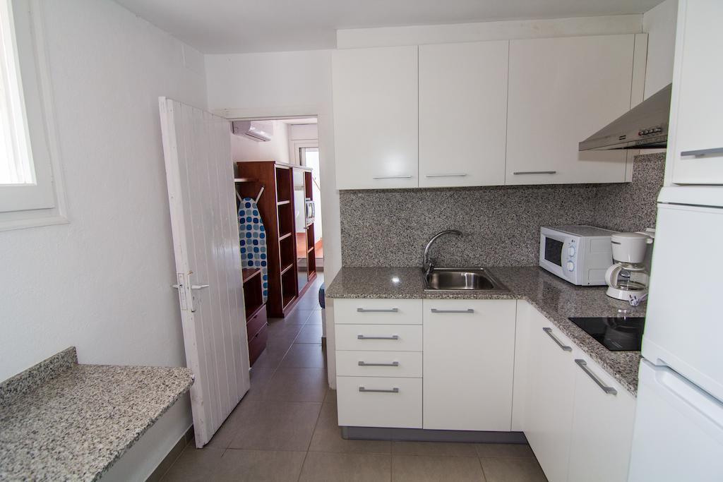 Agi Joan Badosa Apartment โรเซส ห้อง รูปภาพ